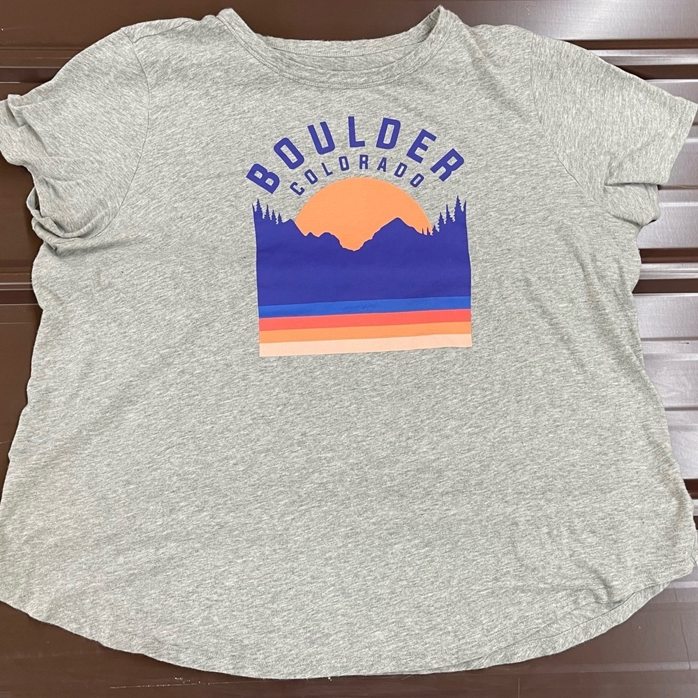 Old Navy Boulder Colorado tourist tee size 1X